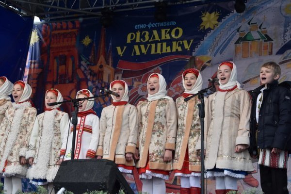 Розпочався міжнародний етно-фестиваль «Різдво у Луцьку»
