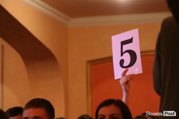 У Луцьку вибрали «Міс СНУ-2013». ФОТО