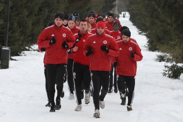 Гравці луцької «Волині» тренувалися в Центральному парку. ФОТО