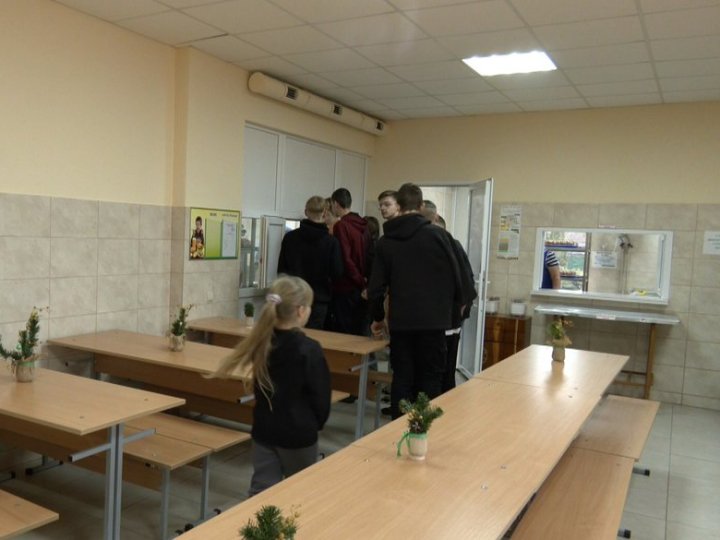 Безплатне харчування учнів: скільки шкіл на Волині не готові