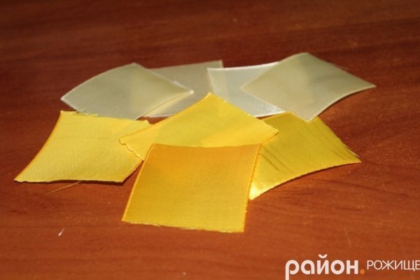 Волинська майстриня показала, як зробити новорічну іграшку власноруч 