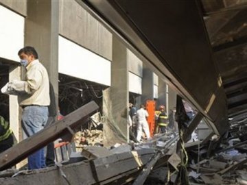 У Мехіко вибухнув хмарочос нафтової компанії: 25 чоловік загинули. ВІДЕО