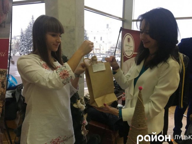 «Янголятко для Мар’яни»: у Луцьку збирають гроші для онкохворої дівчини