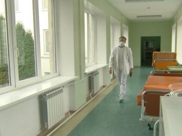 Повідомили, коли запрацює «коронавірусний» шпиталь у луцькому пологовому