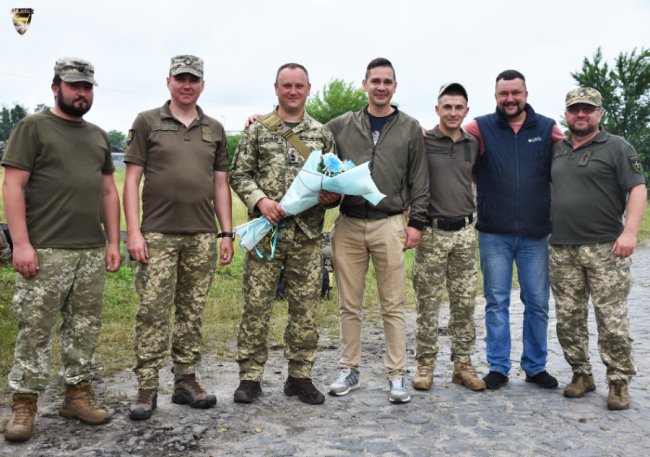 Повернулися додому: у Володимирі-Волинському зустріли військових з передової. ФОТО