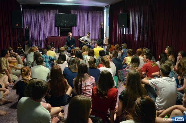 Білоруси і лучани заспівали разом. ФОТО