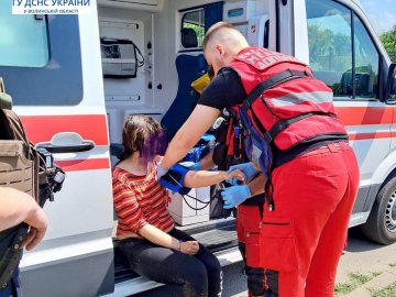 У Луцьку врятували жінку, яка ледве не втопилася на річці