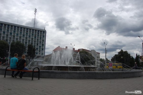 Фонтан на майдані Президента Грушевського