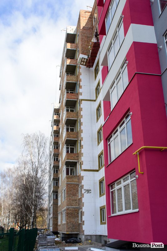 «Карамельні» квартири у яскравих багатоповерхівках: ЖК «Caramel Residence» продовжує зводити житло мрії. ФОТО*