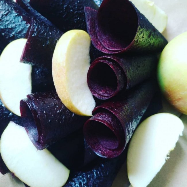 Домашню пастилу, яку виготовляє волинянка, смакують не лише в Україні, а й за кордоном. ФОТО