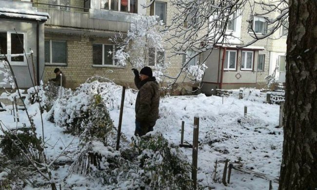 У Луцьку муніципали  «воюють» із незаконними парканами