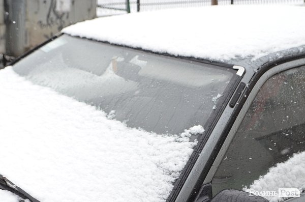 Луцьк засипає снігом. ФОТО