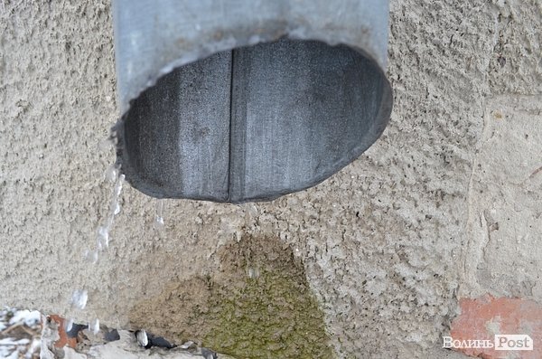 Луцьк засипає снігом. ФОТО