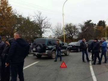 Автомобілісти блокують пункт пропуску на кордоні зі Словаччиною