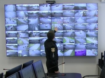 Від дзвінка до надзвичайних подій: показали, як на Волині працює ситуаційний центр 