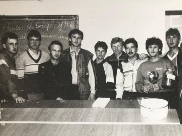 Ректор ВНУ показав свої фото зі студентських років