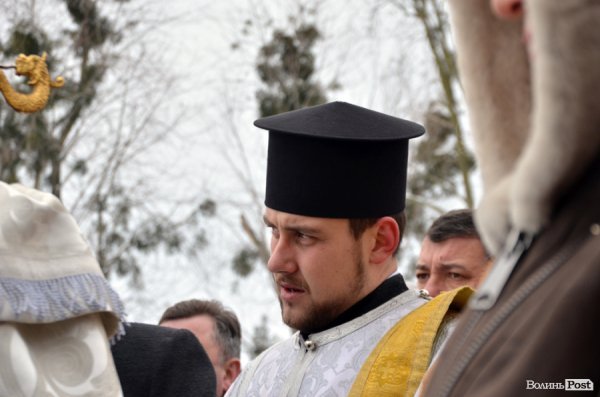 Лід, ополонка та Йорданська вода: Водохреще у Луцьку 