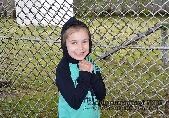 Луцькі школярі побували в гостях у кінологів. ФОТО