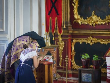 Волинянам розповіли, чи можлива сповідь через інтернет або телефон