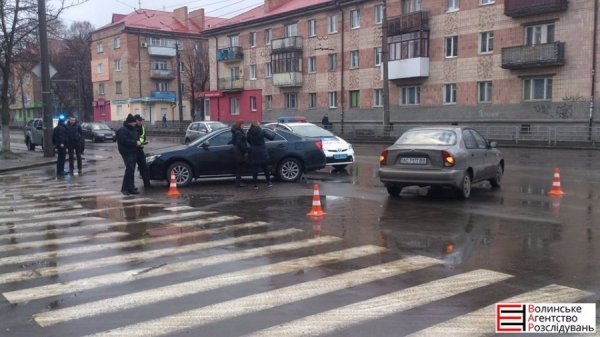 У Луцьку не поділили дорогу «Део Ланос» та «Тойота». ФОТО