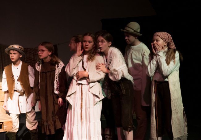 Луцька театральна майстерня «ДогориДриґом» відсвяткувала день народження чотирма прем’єрами. ФОТО