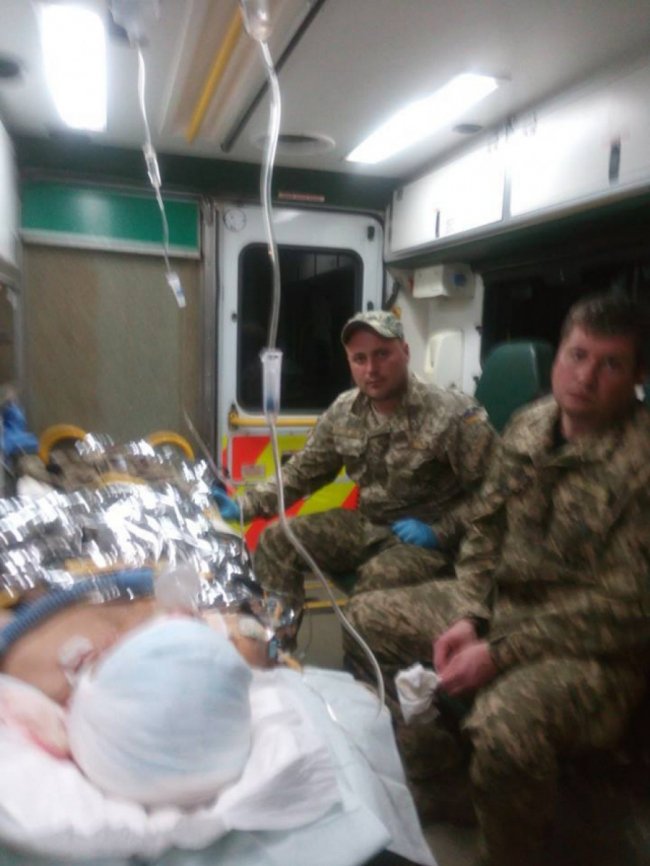 «Досі перед очима стоять понівечені та обгорілі тіла бійців», - волинський медик про зону АТО