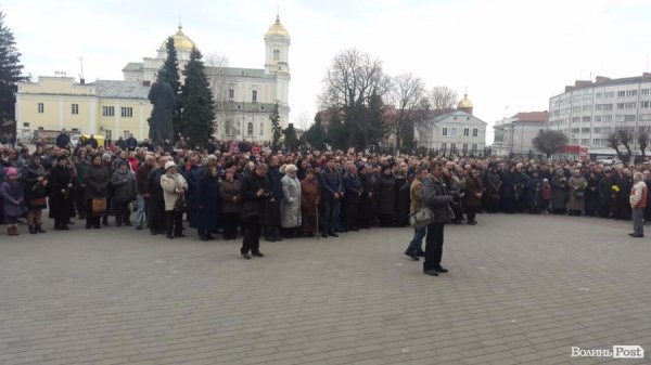 В Луцьку попрощалися з Героєм Романом Луцюком. ФОТО. ОНОВЛЮЄТЬСЯ