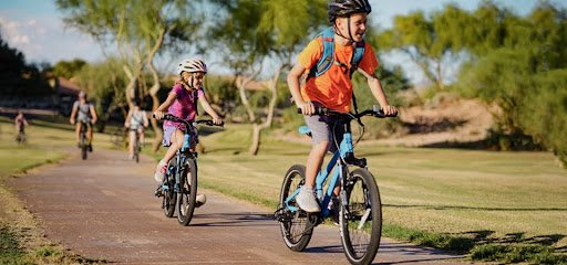 Велосипеди для хлопчиків і дівчаток: як обрати правильну модель