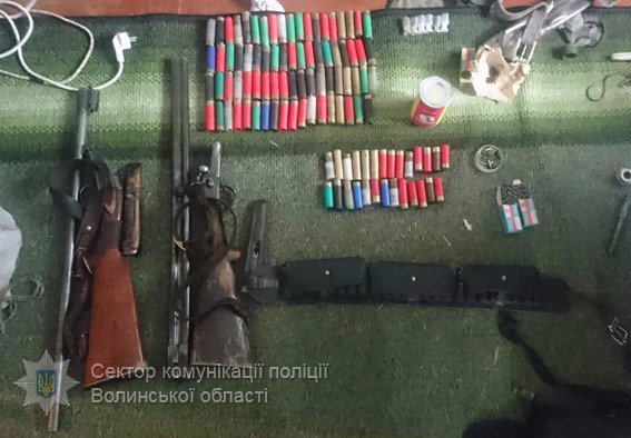 У волинянина вилучили порох та незареєстровані рушниці