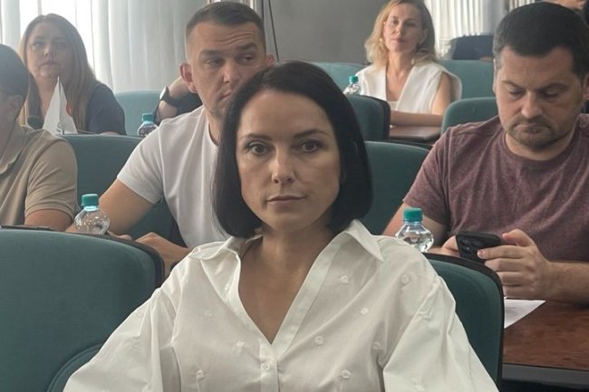   У Луцькій міській раді - чергові кадрові зміни: обрали нових заступницю і керуючу справами