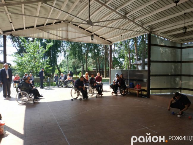 На Волині відбулися змагання для людей з інвалідністю
