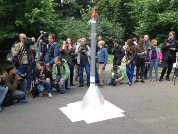 У Львові запустили «попереджувальну ракету» для Порошенка