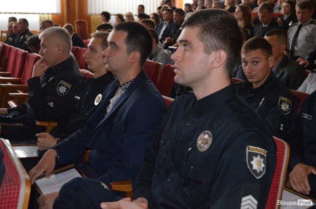 У Луцьку правоохоронців привітали з річницею створення Нацполіції. ФОТО