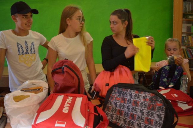 Волинські школярі отримали подарунки від польських байкерів. ФОТО