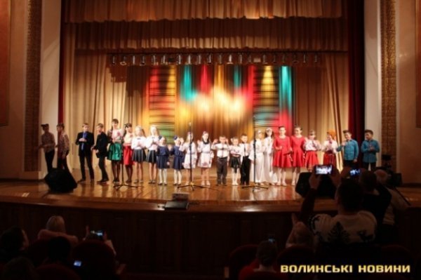 У Луцьку відбувся конкурс близнюків