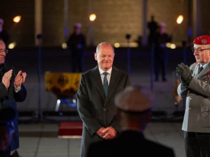 Шольца провели з посади канцлера