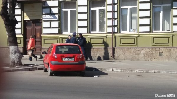 В Луцьку пройшла акція щодо припинення тиску на прокурорів команди Сакварелідзе. ФОТО