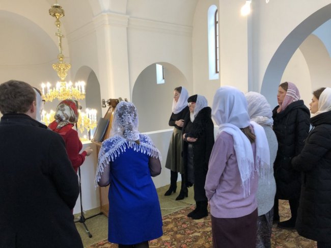 В храмі на 40-му мікрорайоні у Луцьку на Різдво провели перше богослужіння. ФОТО