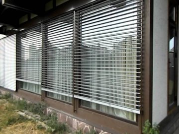 Особливості зовнішніх жалюзі*