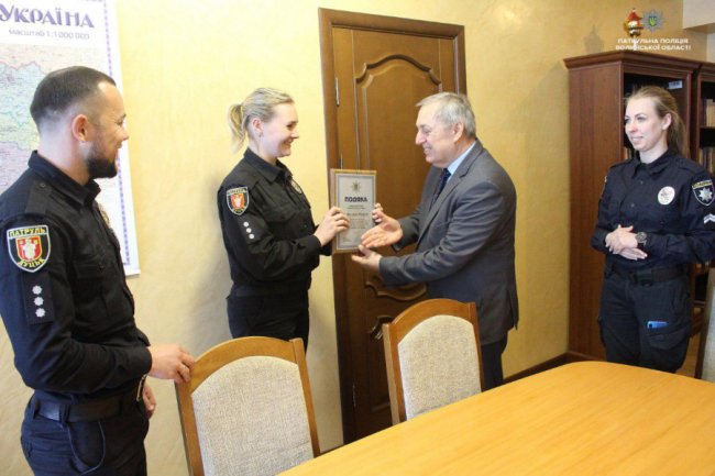 Завдяки співпраці патрульних та Генконсульства Польщі тисячі волинських школярів стали «світлодітьми»