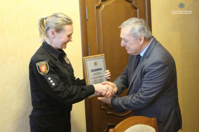 Завдяки співпраці патрульних та Генконсульства Польщі тисячі волинських школярів стали «світлодітьми»