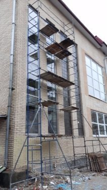 У Луцькому басейні ремонт: плавати буде тепліше