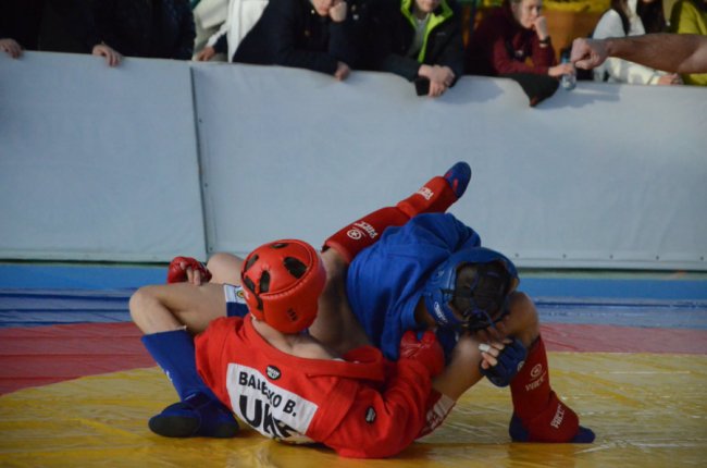 Волинські спортсмени  здобули 5 медалей  на чемпіонаті України з боротьби самбо. ФОТО