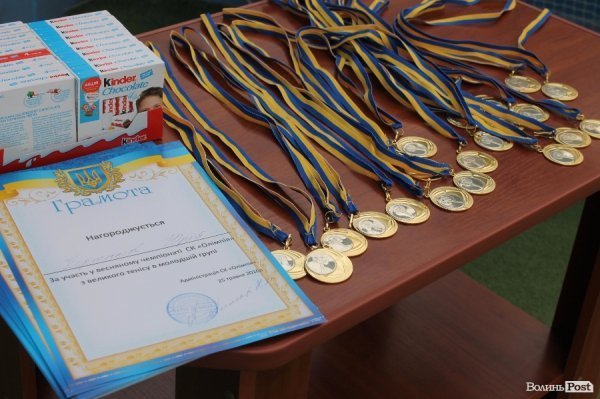 В «Олімпії» відбувся весняний чемпіонат з великого тенісу. ФОТО