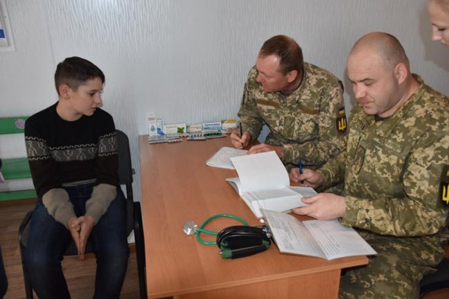 Військові з волинської бригади допомагають лікувати мешканців Донбасу. ФОТО