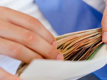 У волинянина вдома знайома вкрала  гроші 