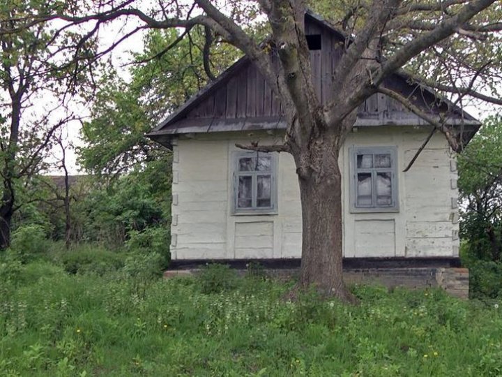 У громаді на Волині шукають власників 16 хаток-пусток