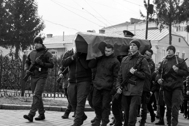 У Луцьку попрощалися із загиблим захисником «Азовсталі» Андрієм Ніколайчуком. ФОТО