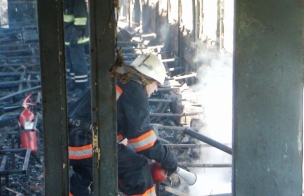 На Запоріжжі горіла електричка. ФОТО