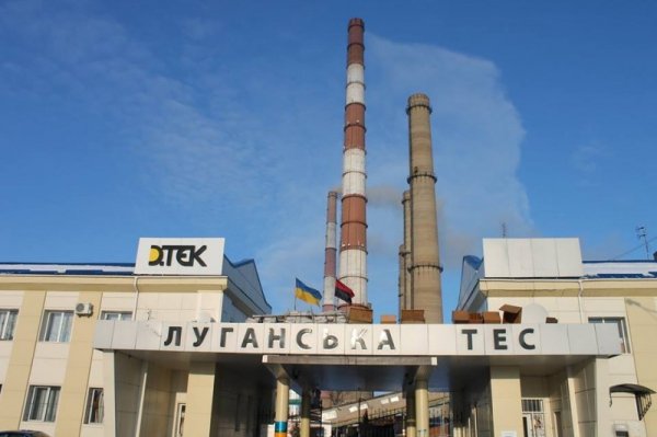 Волиняни подарували джип українським військовим. ФОТО